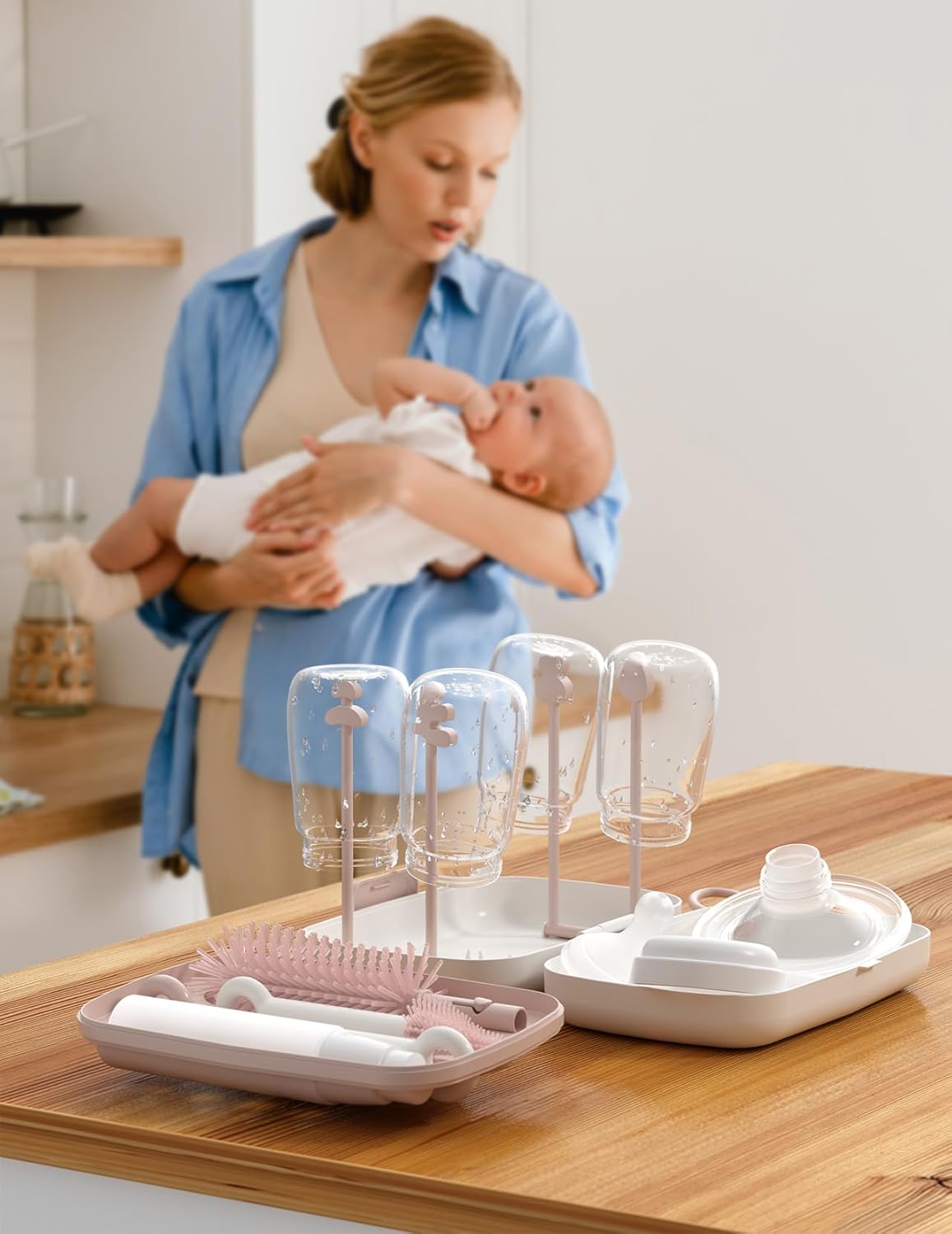 Momcozy Juego de Cepillos para Biberones, Kit Limpiador con Cepillo de Silicona para Pezón y Pajita, Dispensador de Jabón, Estante de Secado - Herramienta de Limpieza de Biberones 7 en 1 para el Hogar
