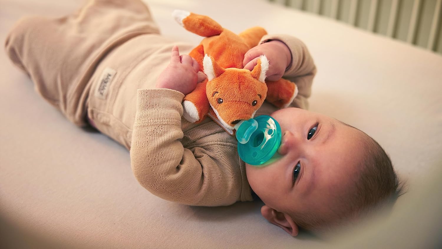 Philips Avent Soothie Snuggle Portachupetes con Chupete Desmontable, 0m+, Zorro