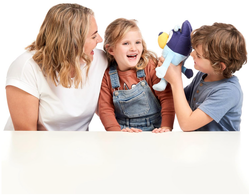 Bluey Peluche con Efectos de Sonido Parlante, Juguetes Musicales Suaves de 13", Juguete Cantante con 9 Frases Diferentes, Juguetes para Niños Pequeños de 3-4 Años