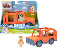 Bluey Heeler Family Road Trip Coche de Juguete Grande, Articulado, Juguete de Coche Interactivo Personalizable para Niños Pequeños con Figura de Chilli de 2.5"